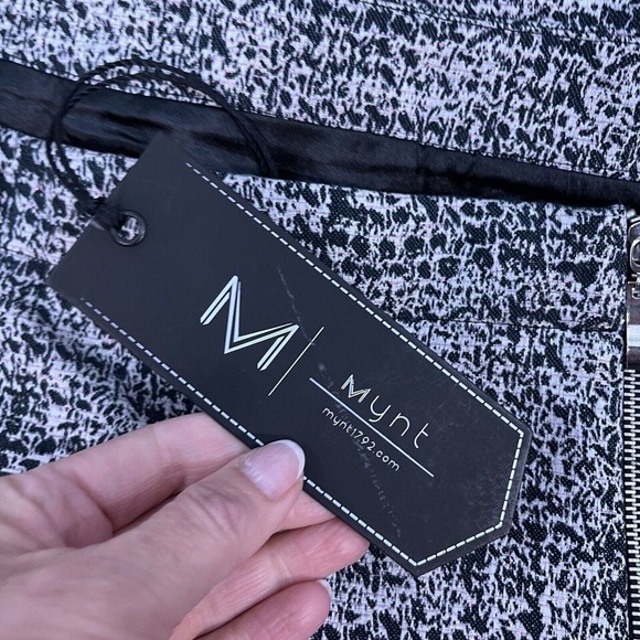 Mynt1792 Skirt Plus size 26W Black Pink Animal Print Straight Knee Career Zipper - Picture 12 of 15